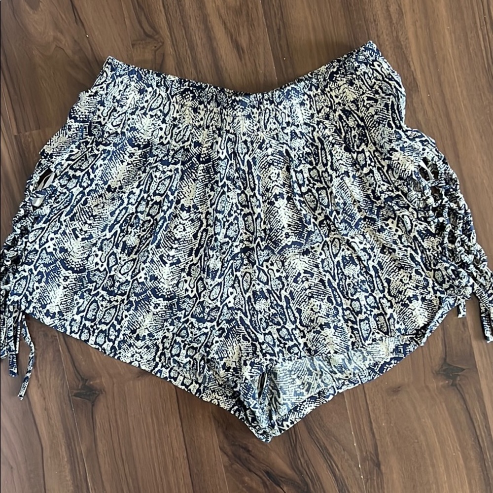 LF Shorts